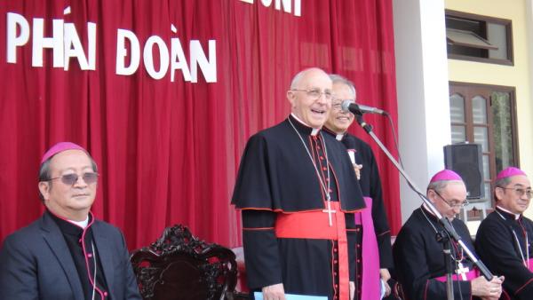 Nghe Bài Phát Biểu Của Đhy Filoni Tại Đại Chủng Viện Huế