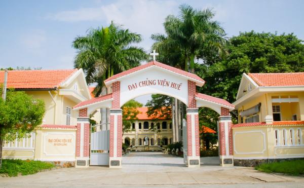 Lịch Sử Đại Chủng Viện Huế (Đến Năm 1933)