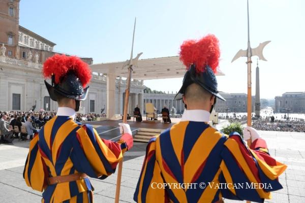 Bài Giáo Lý Về Tuổi Già – Bài 12. « Xin Đừng Bỏ Rơi Con Khi Sức Lực Suy Tàn» (Tv 71(70), 9)