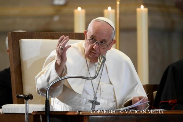 Qua « Tính Trần Tục », Đức Phanxicô Muốn Nói Điều Gì ?