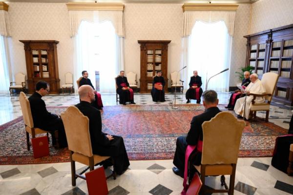 Bài Giáo Lý Về Cầu Nguyện – Bài 8. Lời Cầu Nguyện Của Vua Đavít