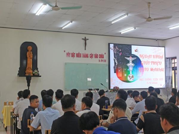 Đại Chủng Viện Huế: Ngoại Khoá Tìm Hiểu Legio Mariae