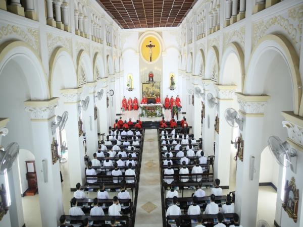 Đại Chủng Viện Huế: Thánh Lễ Khai Giảng Năm Tu Học  2024-2025