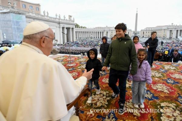 Bài Giáo Lý Về Chúa Thánh Thần Và Hiền Thê – Bài 14. Các Ơn Của Hiền Thê. Các Đặc Sủng, Những Ơn Của Chúa Thánh Thần Vì Ích Chung