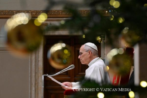 Diễn Văn Của Đức Lêô XIV Cho Giáo Triều Nhân Dịp Chúc Mừng Giáng Sinh 2025