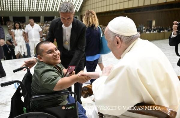 Phẩm Giá Của Nhân Vị