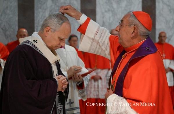 Bài Giảng Của Đức Lêô XIV Trong Thứ Tư Lễ Tro 2026 : Đừng Dừng Lại Nơi Tro Tàn, Nhưng Trỗi Dậy Và Xây Dựng Lại