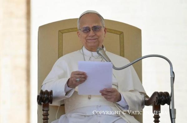 Vatican II. Phần II. Hiến Chế Lumen Gentium. Bài 5.  Trên Nền Tảng Các Tông Đồ. Giáo Hội Trong Chiều Kích Phẩm Trật