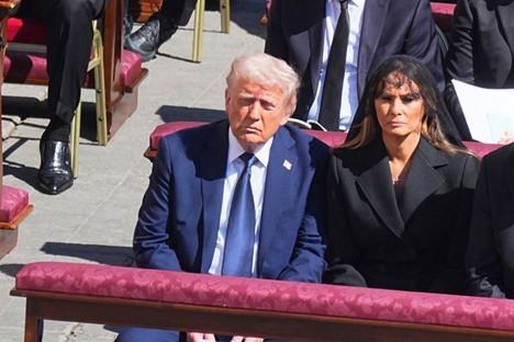 "Những Cáo Buộc Của Trump Chống Lại Đức Giáo Hoàng Đã Đoàn Kết Giáo Hội Công Giáo Trong Sự Kinh Tởm Chung"